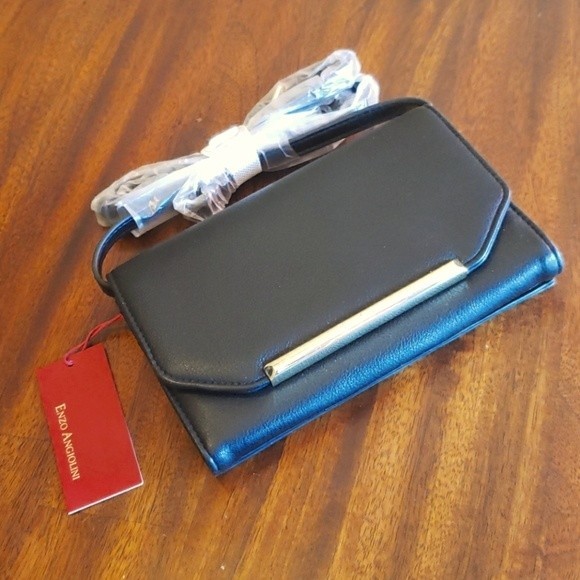 NWT Enzo Angiolini Sleek Matte Black wallet Cross Body Purse Gold Detail - Picture 1 of 10